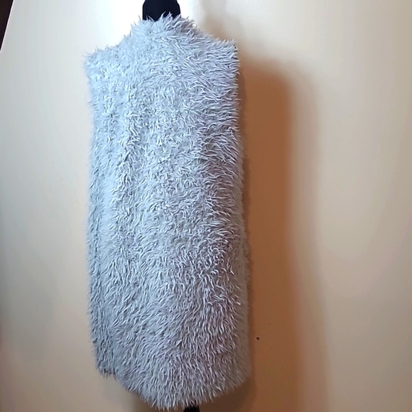 Ashley By 26 International Faux Fur Vest XL - Picture 4 of 7